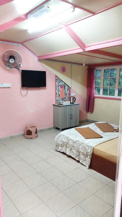Dongorit Cabin Deluxe Room Kampong Kundassan Exterior photo